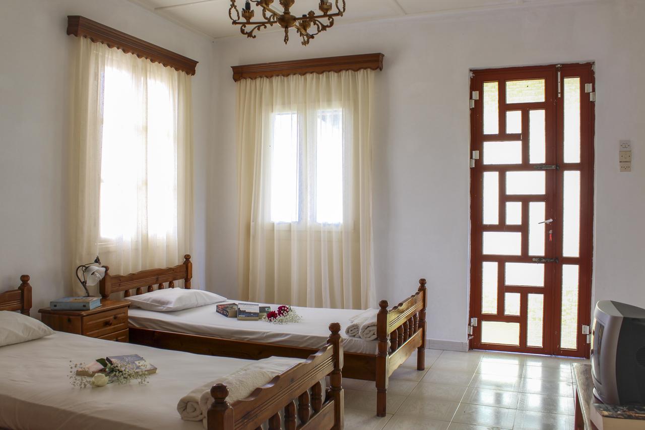 Pelagion II Sea Coral - Beachfront Holiday Home Κυψέλη Εξωτερικό φωτογραφία